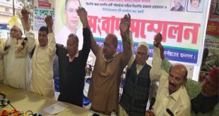 কুমিল্লা-২ আসনে বিএনপির প্রার্থী পরিবর্তনের দাবীতে  ৫ মনোনয়ন প্রত্যাশীর যৌথ সংবাদ সম্মেলন!